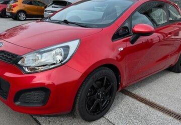 Kia Rio 25.000 km 7.950 &euro; Remscheid 42899