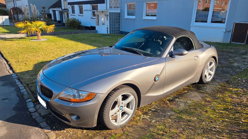 BMW Z4 198.846 km 9.900 &euro; Dortmund 44369