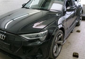 Audi e-tron 79.995 km 40.675 &euro; Hagen 58091