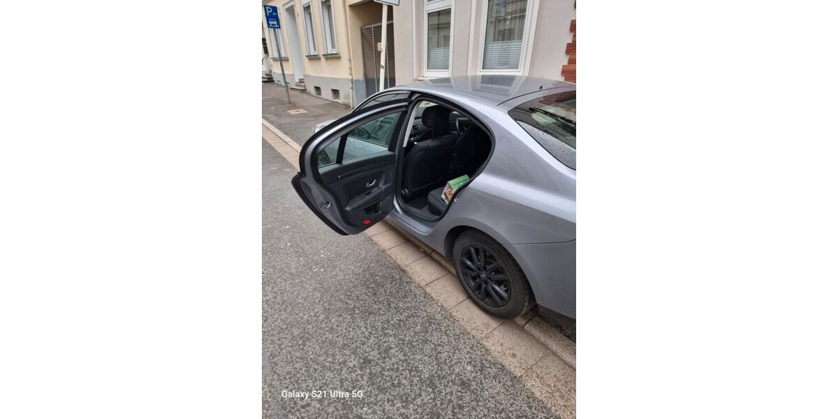 Renault Laguna 141.000 km 3.199 &euro; Lüdenscheid 58513