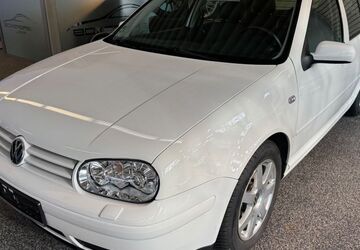 VW Golf 125.000 km 10.500 &euro; Holzwickede 59439