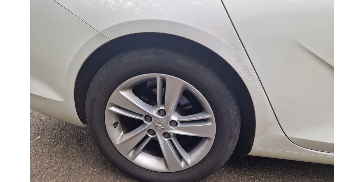 Opel Insignia 159.900 km 16.800 &euro; Dortmund 44135