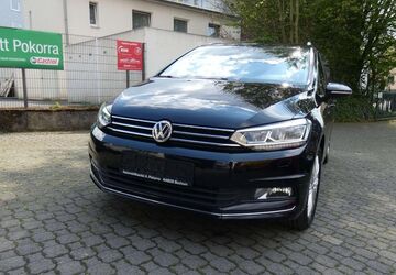 VW Touran 131.300 km 14.950 &euro; Bochum 44809