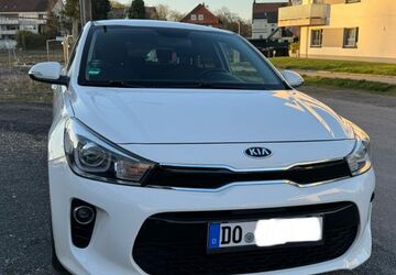 Kia Rio 117.000 km 9.200 &euro; Dortmund 44359