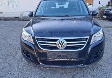 VW Tiguan 144.680 km 3.100 &euro; Dortmund 44309