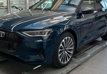 Audi e-tron 45.369 km 36.670 &euro; Hagen 58091