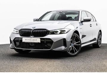 BMW 330 87.183 km 34.725 &euro; Hagen 58091