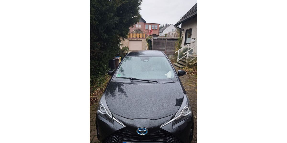 Toyota Yaris 52.000 km 12.500 &euro; Dortmund 44269