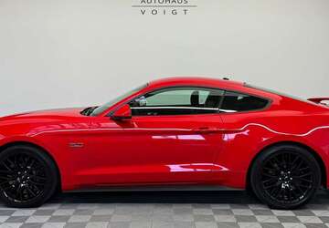 Ford Mustang 61.008 km 40.500 &euro; Radevormwald 42477