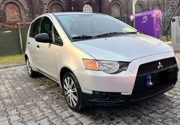 Mitsubishi Colt 108.000 km 2.900 &euro; Herne 44623