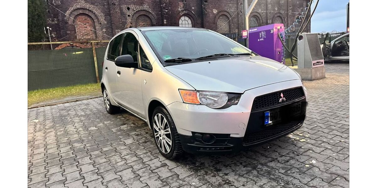 Mitsubishi Colt 108.000 km 2.900 &euro; Herne 44623