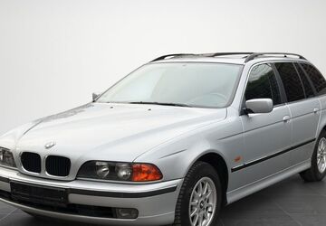 BMW 520 215.000 km 4.470 &euro; Wuppertal 42277