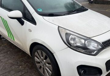 Kia Rio 206.000 km 1.800 &euro; wuppertal 42285