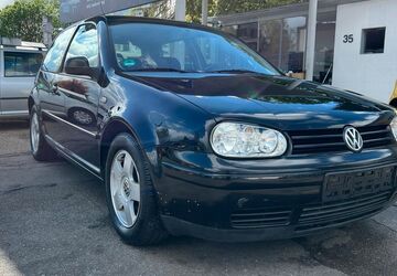 VW Golf 87.245 km 3.250 &euro; Wuppertal 42279