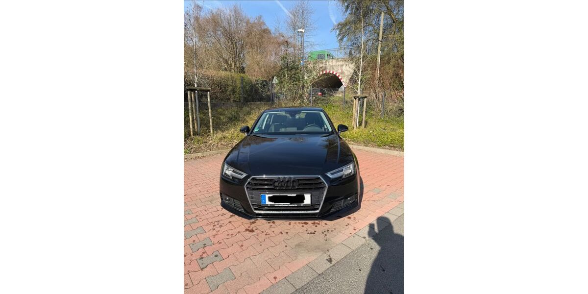 Audi A4 153.000 km 16.700 &euro; Wuppertal 42327