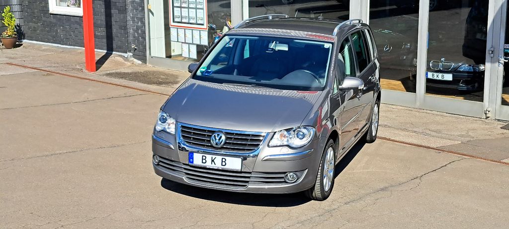 VW Touran 129.901 km 6.590 &euro; Remscheid 42897