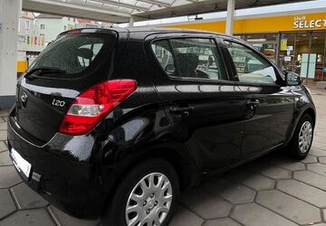 Hyundai i20 141.080 km 4.300 &euro; Wuppertal 42279