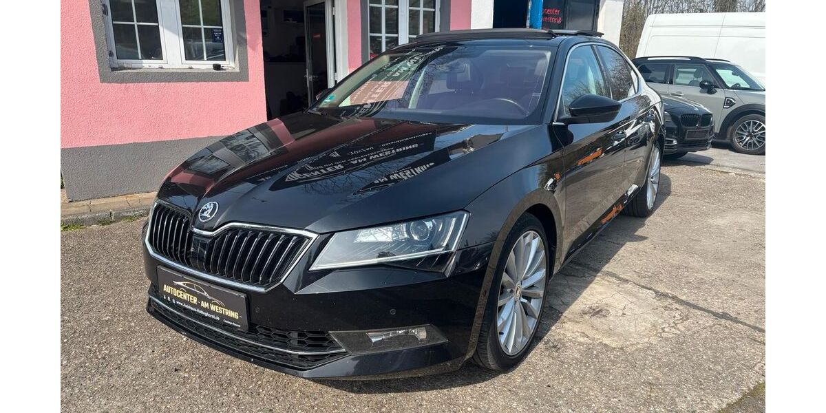Skoda Superb 156.000 km 16.990 &euro; Wuppertal 42329