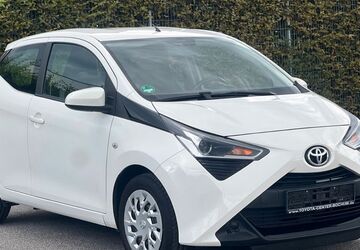 Toyota Aygo (X) 49.443 km 9.000 &euro; Wuppertal 42389