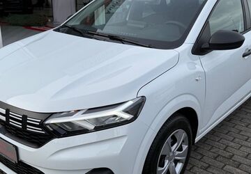Dacia Sandero 1.190 km 16.222 &euro; Radevormwald 42477