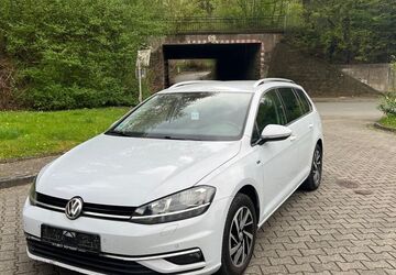 VW Golf 246.000 km 5.690 &euro; Wetter Ruhr 58300
