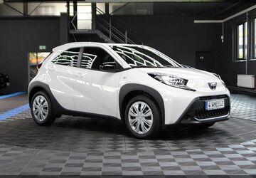 Toyota Aygo (X) 5.000 km 14.499 &euro; Hemer 58675