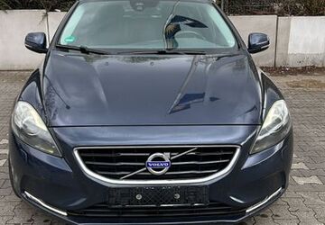 Volvo V40 348.215 km 4.200 &euro; Dortmund 44379