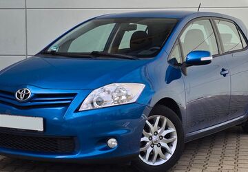 Toyota Auris 108.900 km 7.490 &euro; Gevelsberg 58285