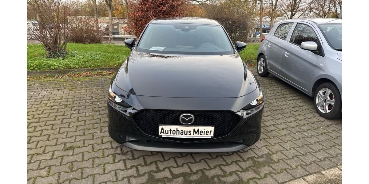 Mazda 3 25.563 km 16.990 &euro; Lüdenscheid 58513