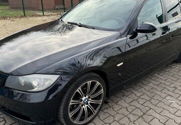 BMW 320 286.772 km 3.399 &euro; Dortmund 44149