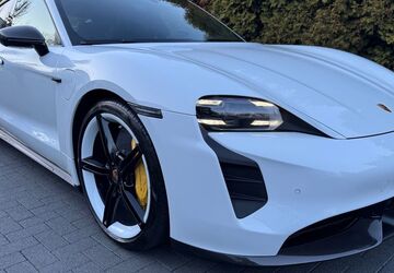 Porsche Taycan 60.000 km 73.300 &euro; Kamen 59174