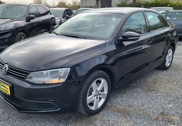 VW Jetta 100.135 km 10.750 &euro; Dortmund 44339