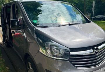 Opel Vivaro 166.000 km 16.800 &euro; Bochum 44809