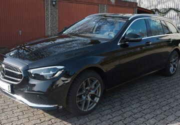 Mercedes-Benz E 300 83.459 km 32.500 &euro; Neuenrade 58809