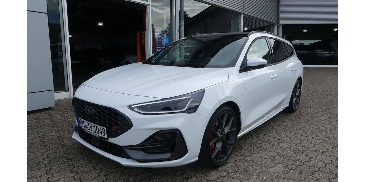 Ford Focus 9.800 km 34.490 &euro; Wipperfuerth 51688