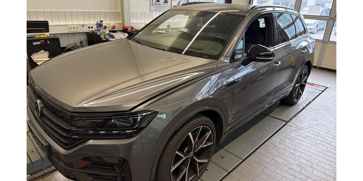 VW Touareg 75.071 km 54.820 &euro; Hagen 58091