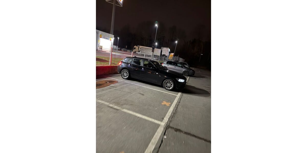 BMW 118 111.000 km 14.900 &euro; Bochum 44803