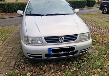 VW Polo 141.000 km 690 &euro; Witten 58456
