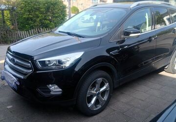 Ford Kuga 90.500 km 12.799 &euro; Unna 59423