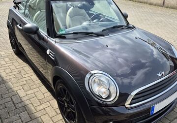 Mini One Cabrio 99.670 km 9.400 &euro; Velbert 42555