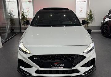 Hyundai i30 59.857 km 29.450 &euro; Remscheid 42857