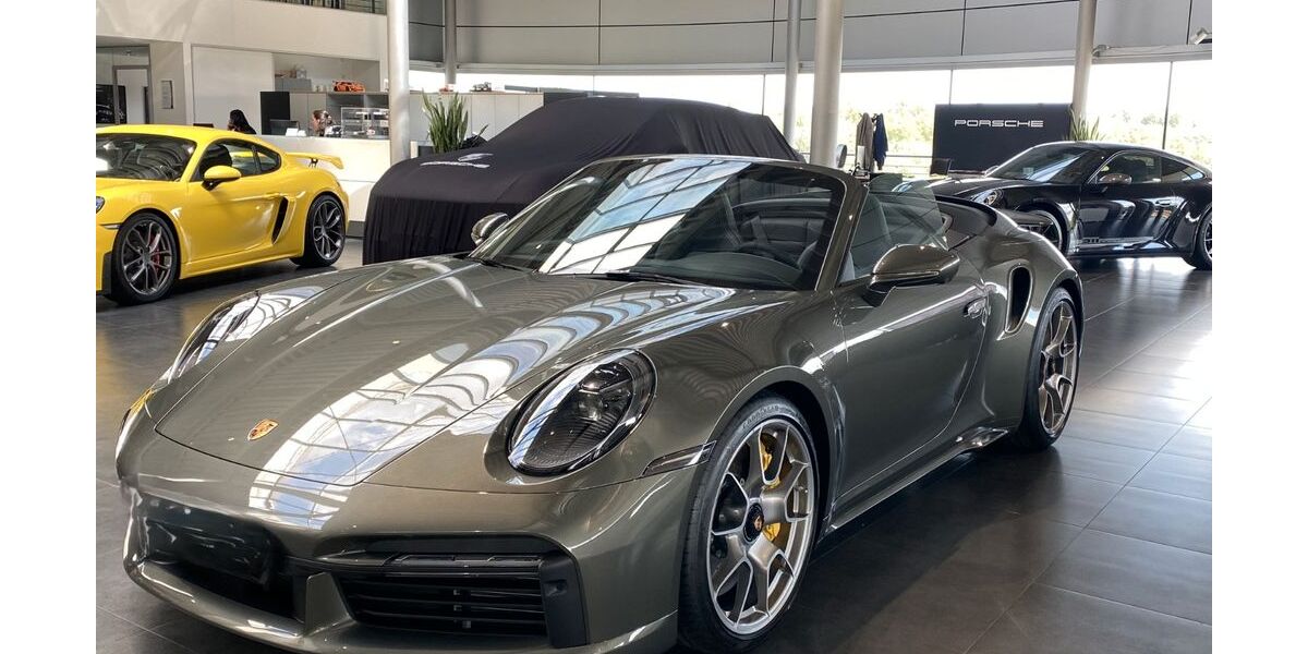 Porsche 992 10.500 km 257.000 &euro; Hemer 58675