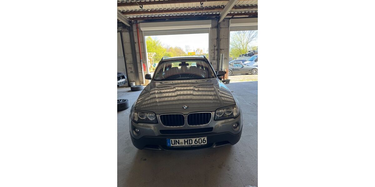 BMW X3 257.400 km 5.000 &euro; Lünen 44532