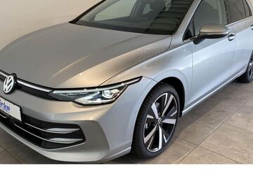 VW Golf 4.990 km 34.880 &euro; Bochum - Linden 44879