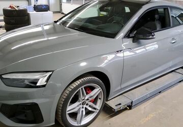 Audi A5 42.554 km 37.253 &euro; Hagen 58091