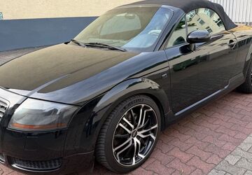 Audi TT 179.000 km 3.990 &euro; Hagen 58135